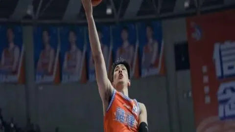 国羽瑞士赛喜提4金2银辉煌战绩